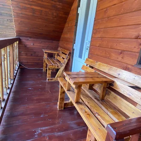 山林小屋 подих лісу